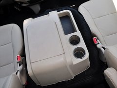 2014款 2.7L 手动 尊荣版