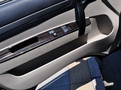 2014款 2.7L 手动 尊荣版