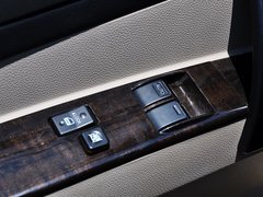 2014款 2.7L 手动 尊荣版