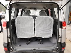 2013款 1.5L 手动 改款 国V 标准型 7座