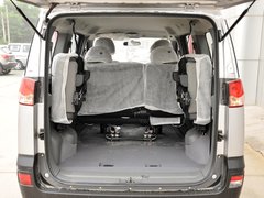 2013款 1.5L 手动 改款 国V 标准型 7座