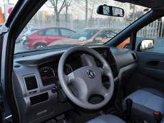 2013款 1.5L 手动 改款 国IV 舒适型 7座