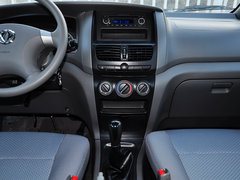2013款 1.5L 手动 改款 国IV 舒适型 7座