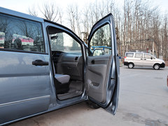 2013款 1.5L 手动 改款 国IV 舒适型 7座