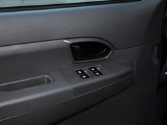 2013款 1.5L 手动 改款 国IV 舒适型 7座
