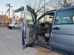 2013款 1.5L 手动 改款 国IV 舒适型 7座