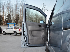 2013款 1.5L 手动 改款 国IV 舒适型 7座