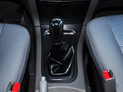 2013款 1.5L 手动 改款 国IV 舒适型 7座