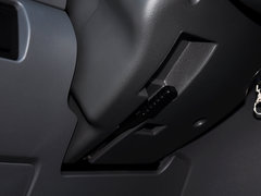2013款 1.5L 手动 改款 国IV 舒适型 7座