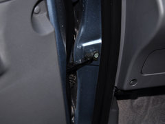 2013款 1.5L 手动 改款 国IV 舒适型 7座