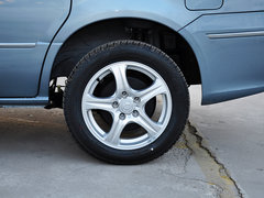 2013款 1.5L 手动 改款 国IV 舒适型 7座