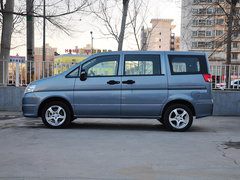 2013款 1.5L 手动 改款 国IV 舒适型 7座