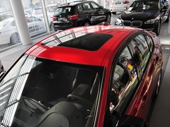 2014款 328i 运动设计套装