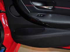 2014款 328i 运动设计套装