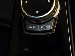 2014款 328i 运动设计套装