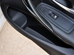 2014款 328i 运动设计套装