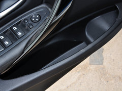 2014款 328i 运动设计套装