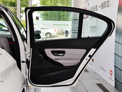 2014款 328i 运动设计套装