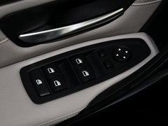 2014款 328i 运动设计套装