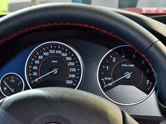 2013款 316i 1.6T 运动设计套装版