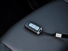 2013款 2.4L 自动 改款四驱 尊贵型 7座