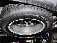 2013款 2.4L 自动 改款四驱 尊贵型 7座
