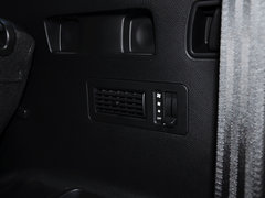 2013款 2.4L 自动 改款四驱 尊贵型 7座