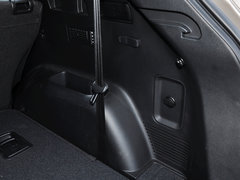 2013款 2.4L 自动 改款四驱 尊贵型 7座
