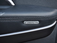 2013款 2.4L 自动 改款四驱 尊贵型 7座