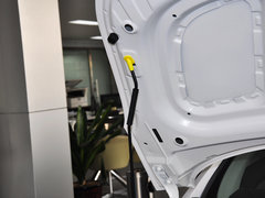 2013款 1.6L 自动 尊贵型