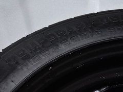 2013款 1.6L 自动 尊贵型