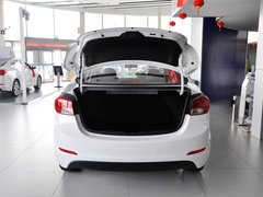 2013款 1.6L 自动 尊贵型