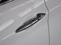 2013款 1.6L 自动 尊贵型