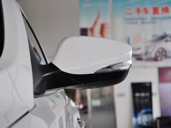 2013款 1.6L 自动 尊贵型