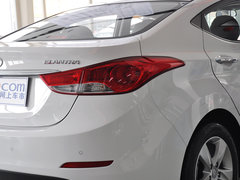 2013款 1.6L 自动 尊贵型