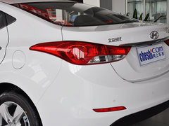 2013款 1.6L 自动 尊贵型