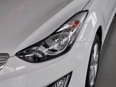 2013款 1.6L 自动 尊贵型