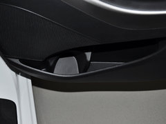 2013款 1.6L 自动 尊贵型
