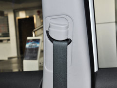 2013款 1.6L 自动 尊贵型