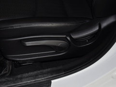 2013款 1.6L 自动 尊贵型