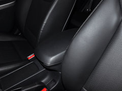 2013款 1.6L 自动 尊贵型