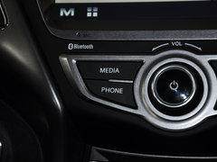 2013款 1.6L 自动 尊贵型