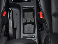 2013款 1.6L 自动 尊贵型
