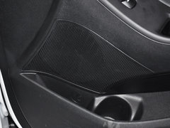 2013款 1.6L 自动 尊贵型
