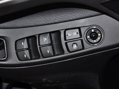 2013款 1.6L 自动 尊贵型