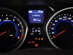 2013款 1.6L 自动 尊贵型