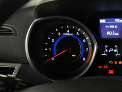 2013款 1.6L 自动 尊贵型