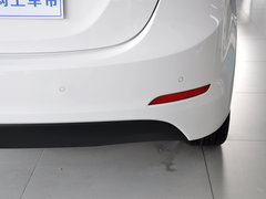 2013款 1.6L 自动 尊贵型