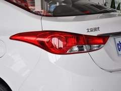 2013款 1.6L 自动 尊贵型