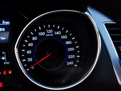 2013款 1.6L 自动 领先型
